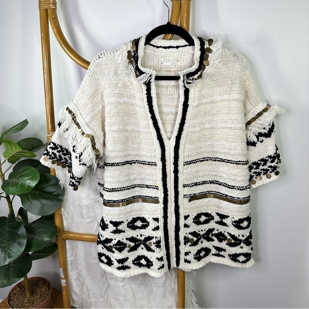 Anthropologie Black and White Boho Sweater Shirt sz XS/S